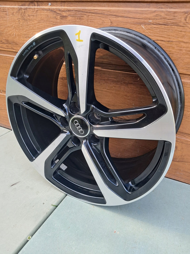 1x Alufelge 19 Zoll 9.0" 5x112 52ET Glanz Schwarz 8S0601025T Audi Tt Rim Wheel FEL7031116251wd