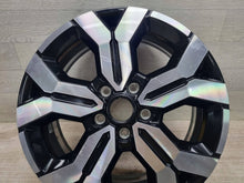 Laden Sie das Bild in den Galerie-Viewer, 1x Alufelge 17 Zoll 403005180R Dacia Duster Rim Wheel FEL8249497872yk