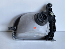 Load image into Gallery viewer, Frontscheinwerfer Toyota Tundra ARO15706 Rechts Scheinwerfer Headlight SCH9623640145ja