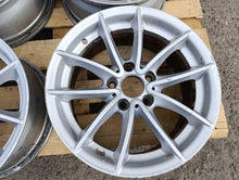 Load image into Gallery viewer, 1x Alufelge 17 Zoll 7.5" 5x120 32ET 6787575 BMW X3 F25 Rim Wheel FEL3194743130hw