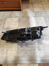 Load image into Gallery viewer, Frontscheinwerfer Ford Kuga Rechts Scheinwerfer Headlight SCH1142534899ew