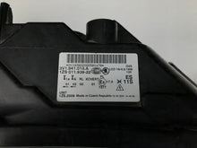 Laden Sie das Bild in den Galerie-Viewer, Frontscheinwerfer Skoda Superb 3V1941016A Xenon Rechts Scheinwerfer Headlight