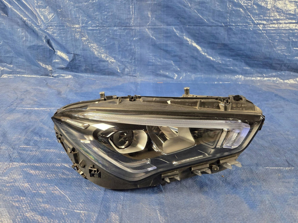 Frontscheinwerfer Mercedes-Benz Cla X118 C118 A1189068400 LED Rechts Headlight SCH4216381634hy