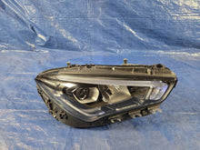 Laden Sie das Bild in den Galerie-Viewer, Frontscheinwerfer Mercedes-Benz Cla X118 C118 A1189068400 LED Rechts Headlight SCH4216381634hy