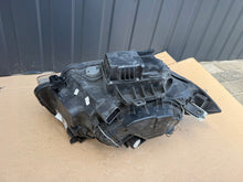 Laden Sie das Bild in den Galerie-Viewer, Frontscheinwerfer BMW E87 7181281-03 Xenon Links Scheinwerfer Headlight SCH9987746105eu