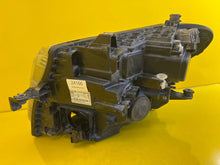 Load image into Gallery viewer, Frontscheinwerfer VW Crafter 7C1941036 LED Rechts Scheinwerfer Headlight SCH8927712241zg