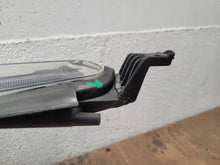 Laden Sie das Bild in den Galerie-Viewer, Frontscheinwerfer Toyota Avensis Rechts Scheinwerfer Headlight SCH1390601778ua