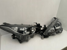 Laden Sie das Bild in den Galerie-Viewer, Frontscheinwerfer Mazda III BHR1-51030 BHR1-51040 Ein Satz Headlight SCH2481045872vv