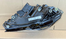 Laden Sie das Bild in den Galerie-Viewer, Frontscheinwerfer BMW Coupe G42 5A3DC85-05 Full LED Links Scheinwerfer Headlight SCH4877258573wm