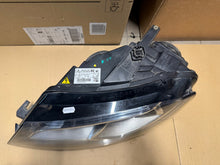Laden Sie das Bild in den Galerie-Viewer, Frontscheinwerfer Audi A3 8P0941003 Links Scheinwerfer Headlight SCH2071613796gv
