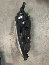 Load image into Gallery viewer, Frontscheinwerfer Fiat Ducato 1374292080 Ein Satz Scheinwerfer Headlight SCH8574169943nl