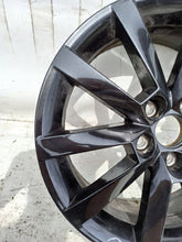 Laden Sie das Bild in den Galerie-Viewer, 1x Alufelge 16 Zoll 6.0&quot; 5x100 38ET 657601025 Skoda Scala Rim Wheel