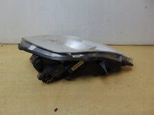 Load image into Gallery viewer, Frontscheinwerfer Opel Vivaro 8200701354 93859829 Links Scheinwerfer Headlight