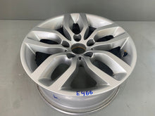 Load image into Gallery viewer, 1x Alufelge 17 Zoll 7.5" 5x120 32ET Glanz Silber 6787576 BMW F26 F25 Rim Wheel FEL3529362214mx