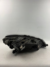 Laden Sie das Bild in den Galerie-Viewer, Frontscheinwerfer Seat Leon 5F1941007B LED Links Scheinwerfer Headlight SCH3299555443mb