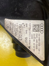 Laden Sie das Bild in den Galerie-Viewer, Frontscheinwerfer Audi A4 8W0941043 Xenon Links Scheinwerfer Headlight SCH3896614400xg