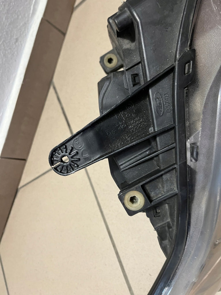 Frontscheinwerfer Ford Mondeo I BS71-13W029-AB Rechts Scheinwerfer Headlight SCH3334182344qi
