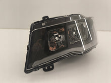 Laden Sie das Bild in den Galerie-Viewer, Frontscheinwerfer Man 1066305-0000 Links Scheinwerfer Headlight SCH3491713605lq