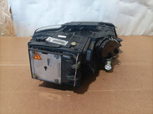 Laden Sie das Bild in den Galerie-Viewer, Frontscheinwerfer VW Passat 3C0941753G Xenon Links Scheinwerfer Headlight