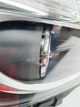 Laden Sie das Bild in den Galerie-Viewer, Frontscheinwerfer Mercedes-Benz A1768201261 Rechts Scheinwerfer Headlight SCH5093516386qc