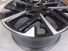 Load image into Gallery viewer, 1x Alufelge 17 Zoll 7.0" 4x108 32ET 672044871 Opel Corsa F Rim Wheel FEL2530919839zu