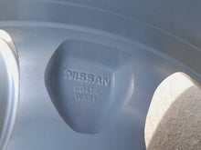 Load image into Gallery viewer, 1x Alufelge 16 Zoll 7.0" 6x114.3 30ET Glanz Silber Nissan Navara Pathfinder I FEL7808335517lh