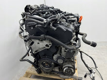 Load image into Gallery viewer, Motor Audi VW A3 Golf VII CRB 2.0 TDI 150PS 110kW 190TKm Diesel Engine Komplett MOT2722884721dr