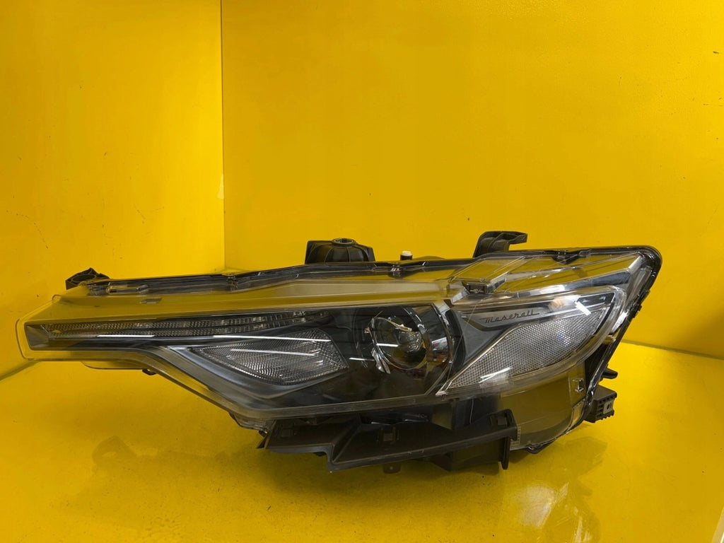 Frontscheinwerfer Maserati Levante 90089971 LED Links Scheinwerfer Headlight SCH3382602638fw
