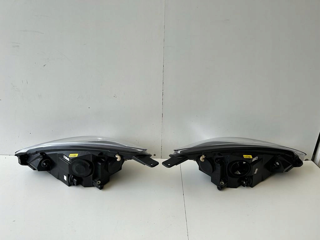 Frontscheinwerfer Ford Fiesta L1BB-13E014-CE LED Ein Stück (Rechts oder Links)