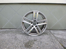 Load image into Gallery viewer, 1x Alufelge 17 Zoll 7.0&quot; 5x112 42ET 8W0601025 Audi A4 Rim Wheel