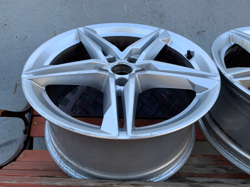 1x Alufelge 18 Zoll 8.0" 5x112 40ET Glanz Silber 8W0601025EC Audi A4 B9