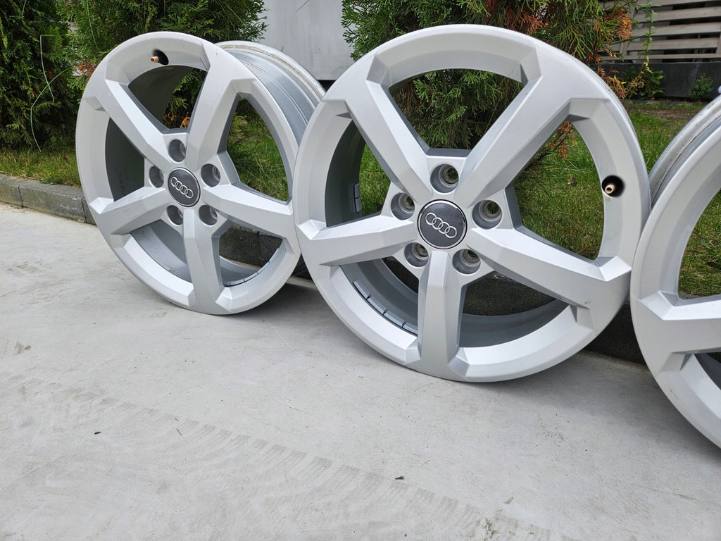 4x Alufelge 16 Zoll 6.0" 5x112 43ET Glanz Silber 81A071496 Audi Q2 Rim Wheel FEL7152977141nl