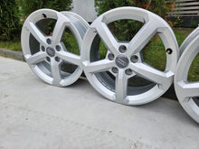 Laden Sie das Bild in den Galerie-Viewer, 4x Alufelge 16 Zoll 6.0" 5x112 43ET Glanz Silber 81A071496 Audi Q2 Rim Wheel FEL7152977141nl