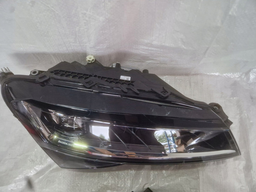 Frontscheinwerfer Skoda Superb III 3V1941016D Full LED Rechts Headlight