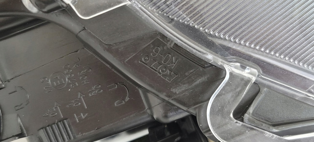 Frontscheinwerfer Toyota Yaris EUKO-6 Links Scheinwerfer Headlight SCH4487949765mh