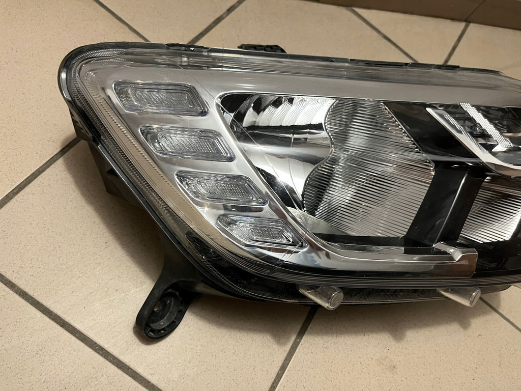 Frontscheinwerfer Dacia Duster 260108435R LED Rechts Scheinwerfer Headlight