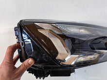 Laden Sie das Bild in den Galerie-Viewer, Frontscheinwerfer Audi Q2 81D941034B Full LED Rechts Scheinwerfer Headlight