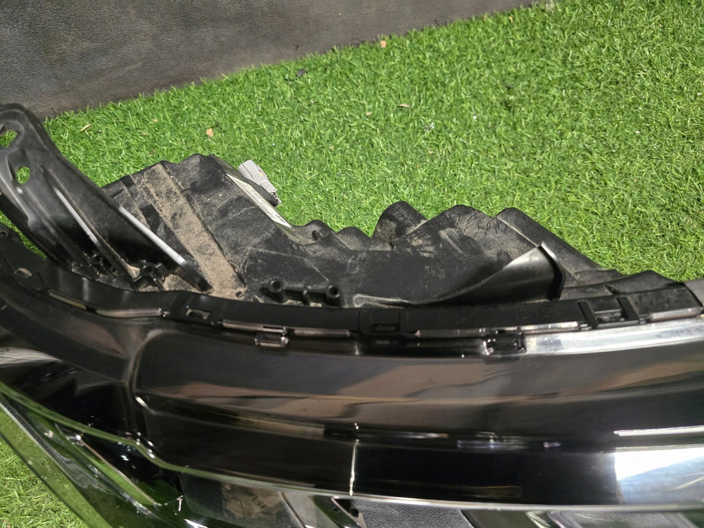 Frontscheinwerfer Mitsubishi Outlander III 8301D3-31 Full LED Ein Satz Headlight