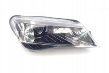 Laden Sie das Bild in den Galerie-Viewer, Frontscheinwerfer Skoda Superb III 3V1941016B Xenon Rechts Headlight