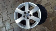 Laden Sie das Bild in den Galerie-Viewer, 4x Alufelge 15 Zoll 6.0" 5x100 VW Polo Rim Wheel FEL1740050804le