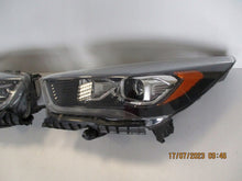 Laden Sie das Bild in den Galerie-Viewer, Frontscheinwerfer Alfa Romeo GV41-13D155-EC Links Scheinwerfer Headlight SCH8305972010ve