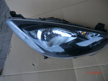 Load image into Gallery viewer, Frontscheinwerfer Mazda 2 Rechts Scheinwerfer Headlight