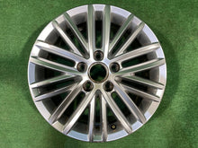 Load image into Gallery viewer, 1x Alufelge 16 Zoll 6.0" 5x112 50ET 2K5601025J VW Caddy Rim Wheel FEL8485468282wx
