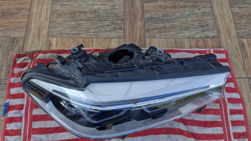 Frontscheinwerfer BMW 5 G31 G30 7439210-01 LED Rechts Scheinwerfer Headlight SCH7036591481yq