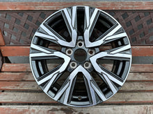 Load image into Gallery viewer, 1x Alufelge 17 Zoll 7.0" 5x114.3 50ET Glanz Graphit PW4570D007 Mg Yaris Cross FEL9333065476sm