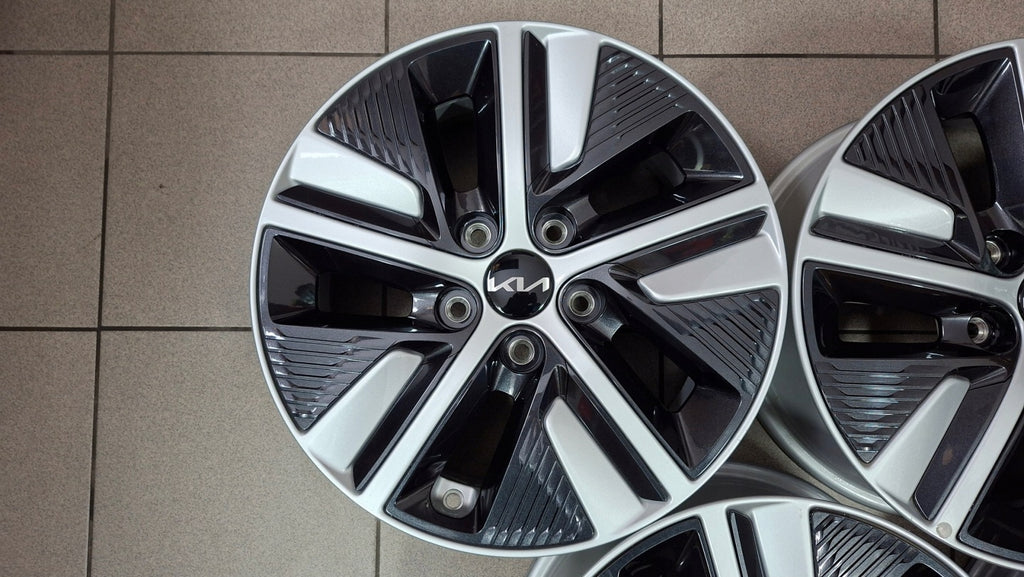 4x Alufelge 16 Zoll 6.5" 5x114.3 45ET Glanz Schwarz 52910-G5500 Kia Niro FEL4646863785rz