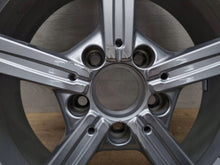 Laden Sie das Bild in den Galerie-Viewer, 1x Alufelge 17 Zoll 6.5" 5x112 44ET Glanz Silber A1774011200 Mercedes-Benz W177 FEL2976120087ag