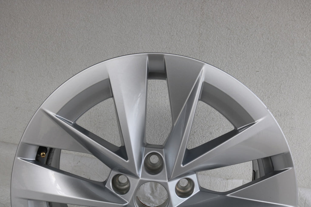 1x Alufelge 17 Zoll 7.0" 5x112 5E3601025E Skoda Octavia I Rim Wheel FEL9052510858pq