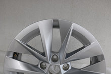 Load image into Gallery viewer, 1x Alufelge 17 Zoll 7.0" 5x112 5E3601025E Skoda Octavia I Rim Wheel FEL9052510858pq