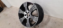 Load image into Gallery viewer, 1x Alufelge 18 Zoll 7.5" 5x108 50ET Glanz Schwarz 31471552 Volvo Xc60 I FEL2116944298wv